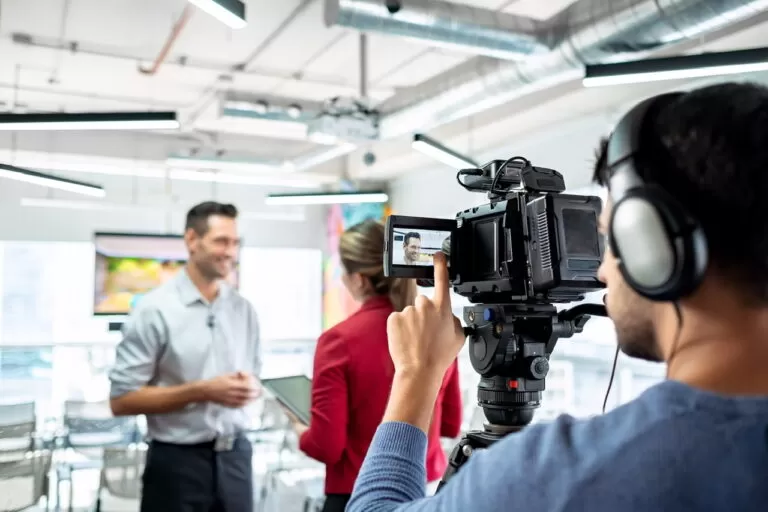 The Proven Approach to Conduct Captivating Interviews for B2B Marketing Videos 2 CDD1C52D AE9B 4DF7 993E 0F42B58032E5 768x512 1